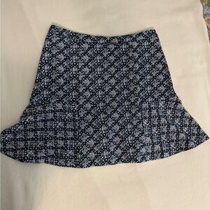 MICHAEL KORS Navy Blue and White Tulip Fluted Flare Hem a-line Skirt, size 8